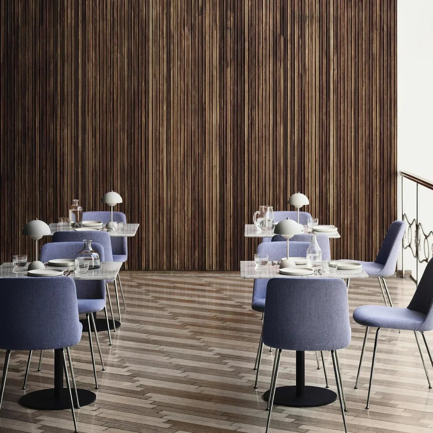 阿姆斯特丹設計桌燈 | 1+1 免費