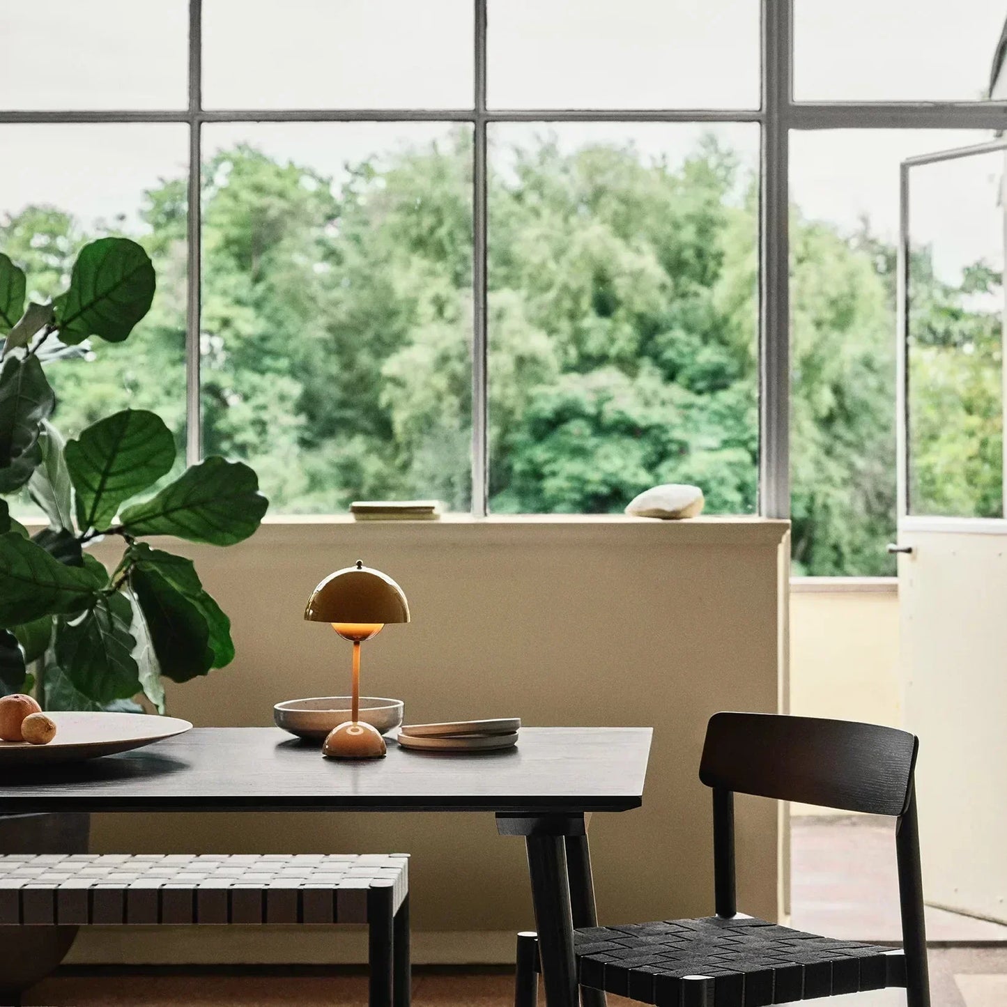 阿姆斯特丹設計桌燈 | 1+1 免費