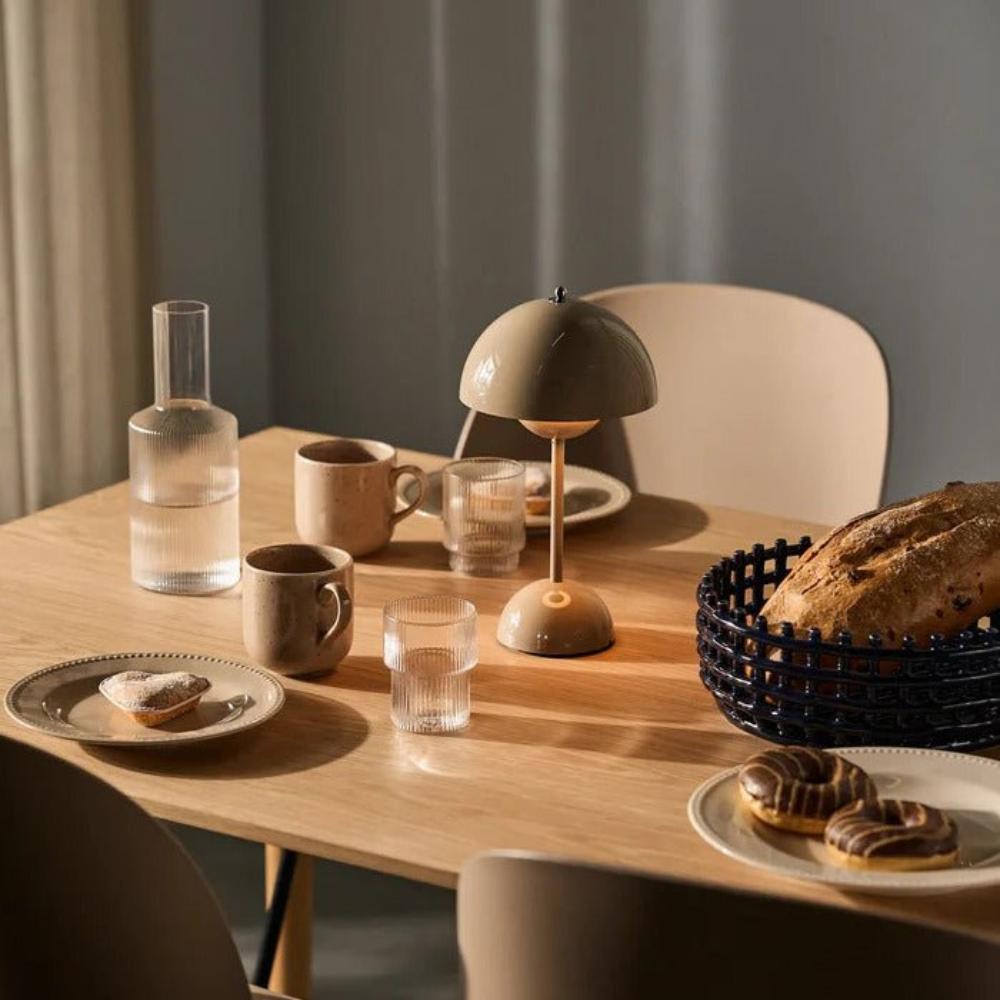 阿姆斯特丹設計桌燈 | 1+1 免費